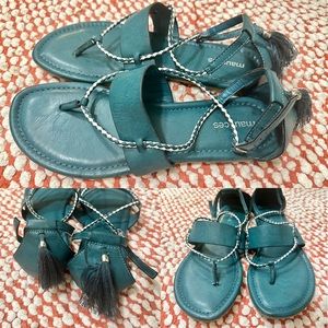 Maurice’s Strappy Leather Sandals Flat Braided 😍 10 Teal